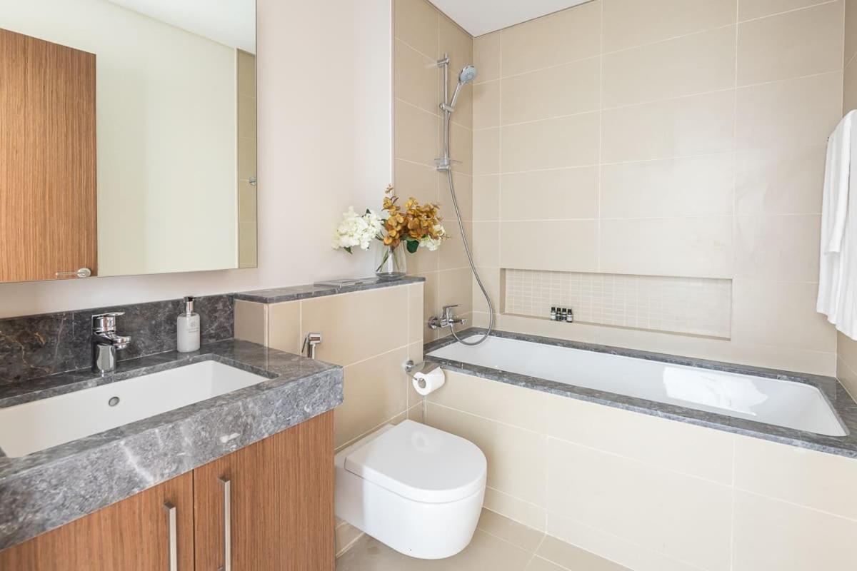 Apartment Frank Porter - 5242 Emaar Tower